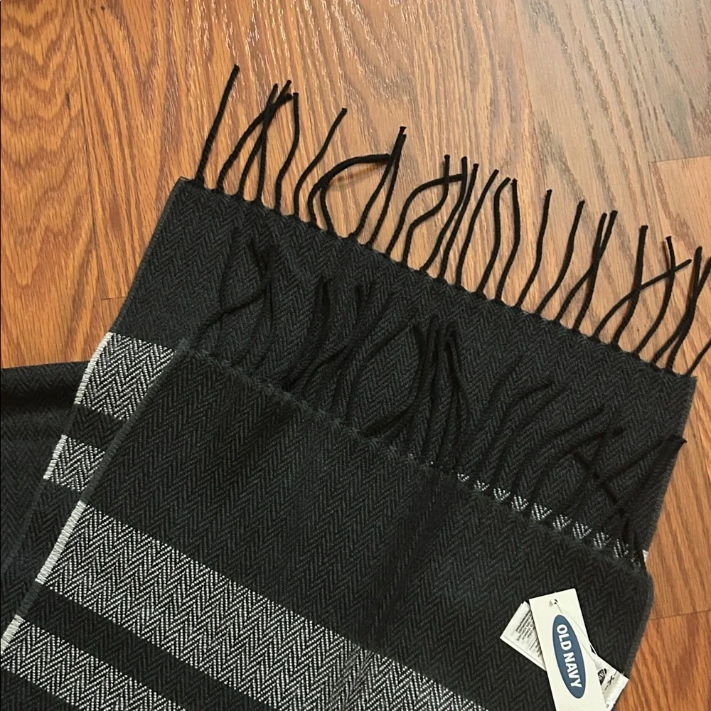 Old Navy Men's Scarf